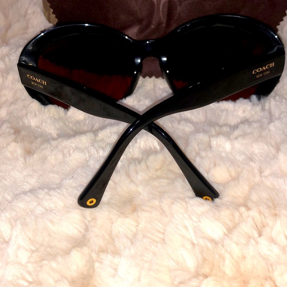 Coach sunglasses - Picture 3 of 3